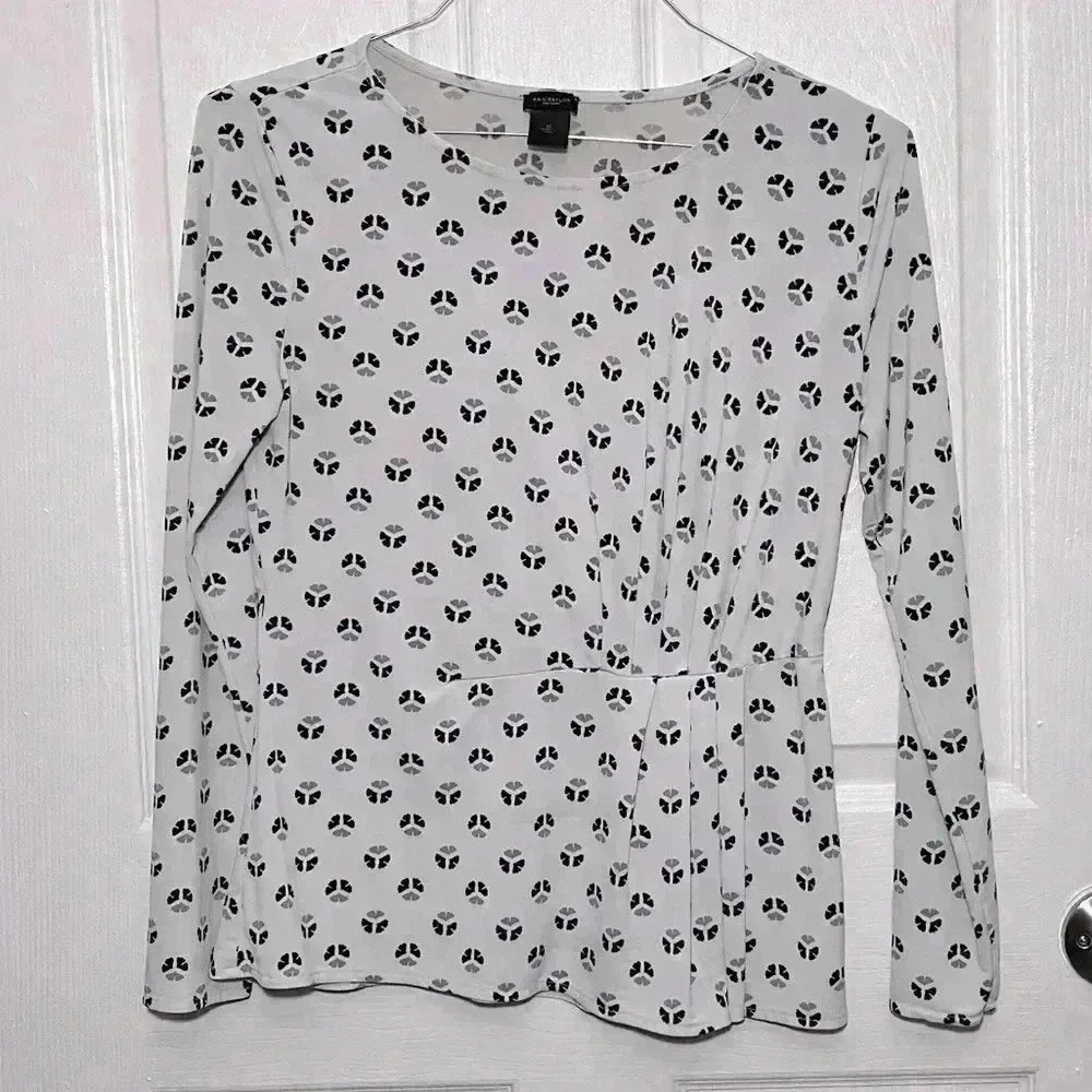 ANN TAYLOR FACTORY Women Pleated Long Sleeve Top | size Medium